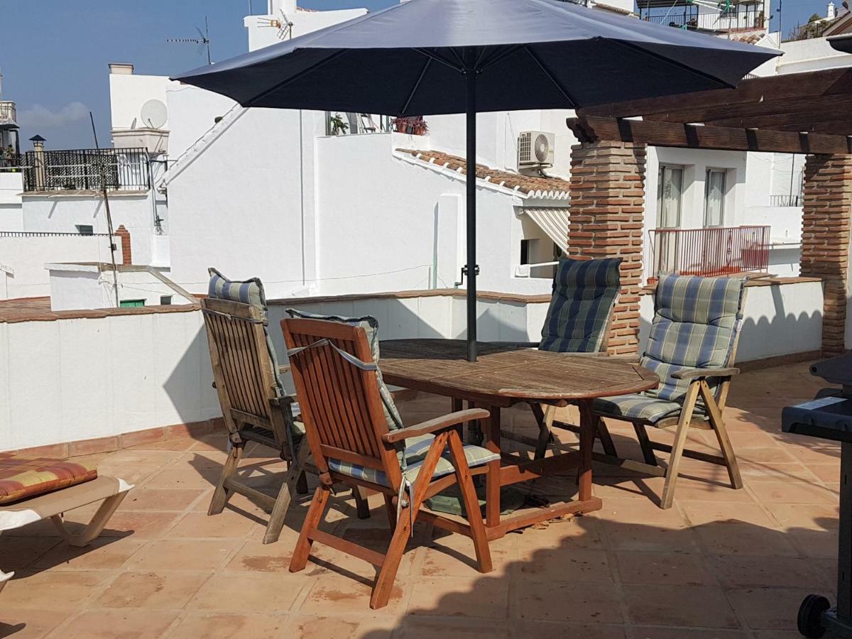 Competa Suites Extérieur photo