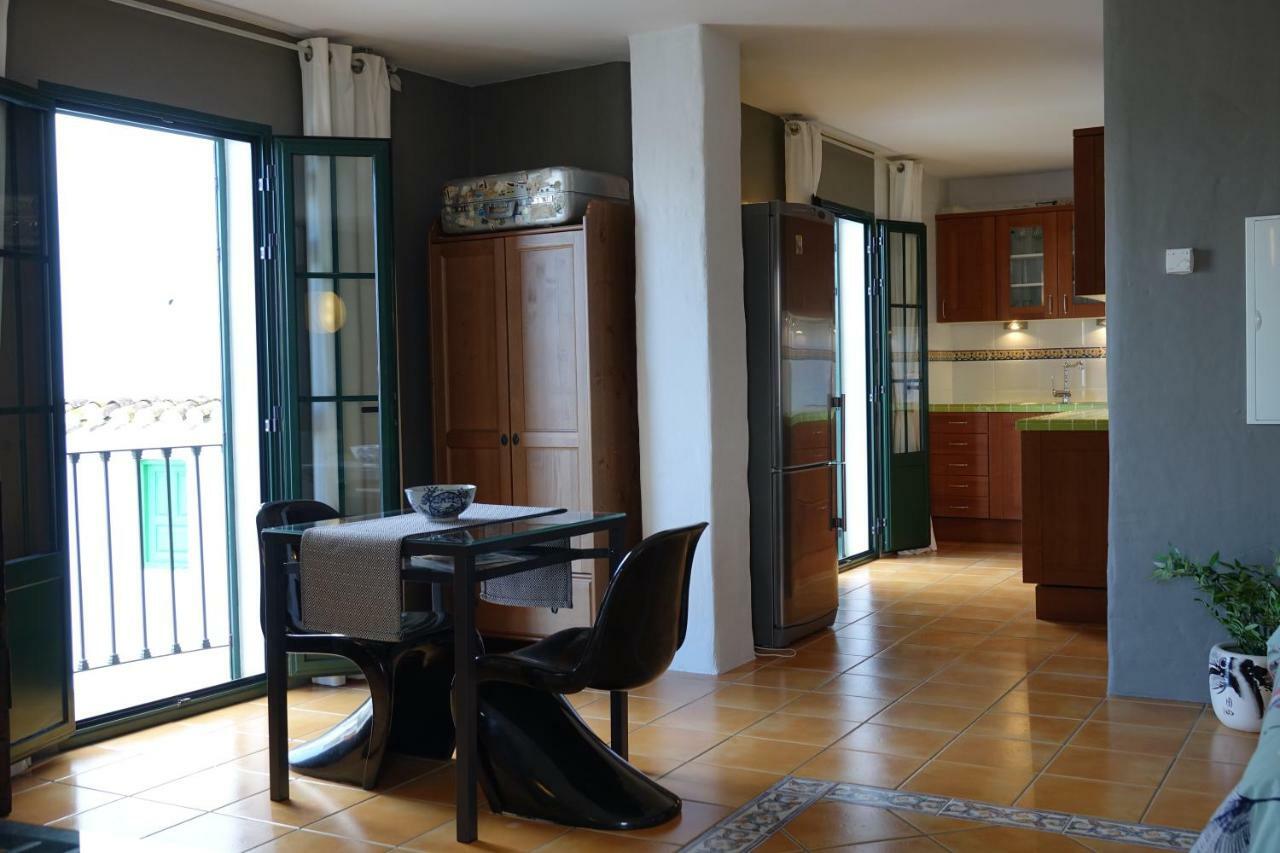 Competa Suites Extérieur photo
